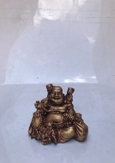 Gold Buddha with kids