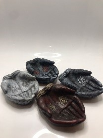 Plain Hands