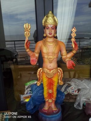 Murga 4 Hands 70cm High