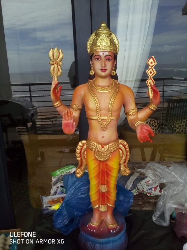 Murga 4 Hands 70cm High